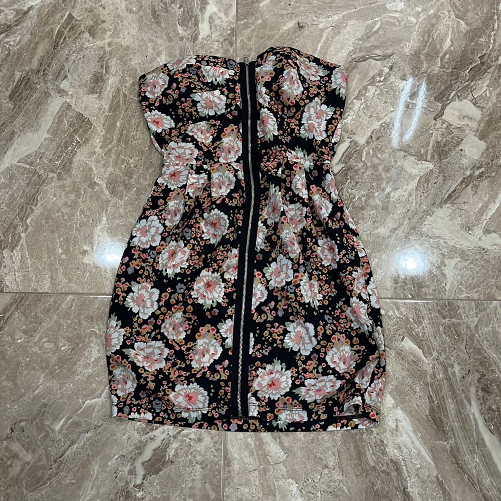 Foreign exchange lol dress with zip
